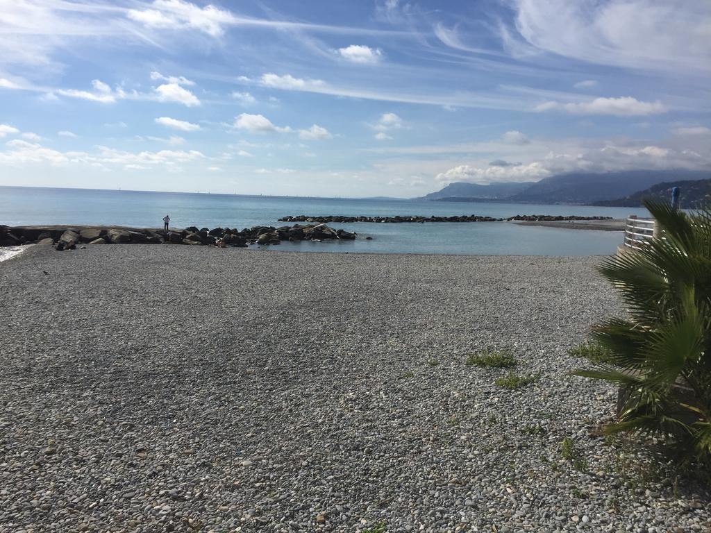 Attico Tacito Leilighet Ventimiglia Eksteriør bilde